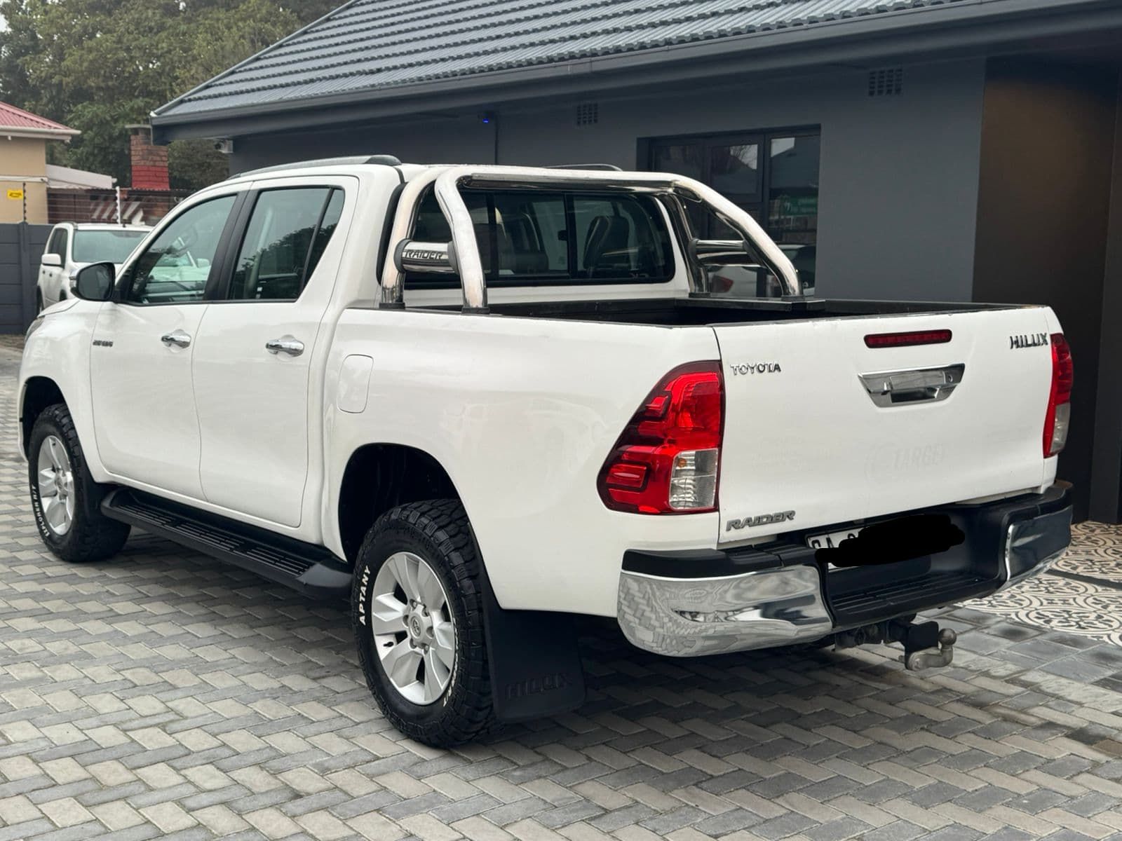 2016 TOYOTA HILUX 2016 ON HILUX 2.8 GD-6 RB RAIDER A/T P/U D/C
