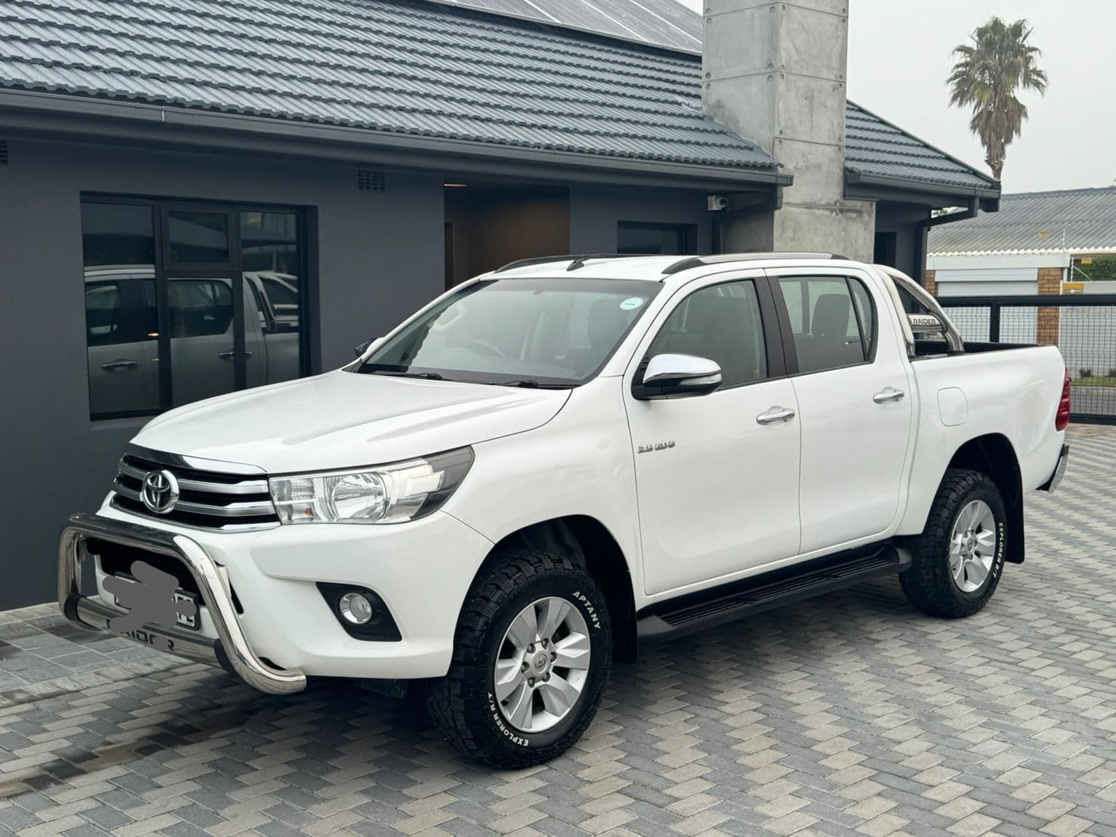 2016 TOYOTA HILUX 2016 ON HILUX 2.8 GD-6 RB RAIDER A/T P/U D/C