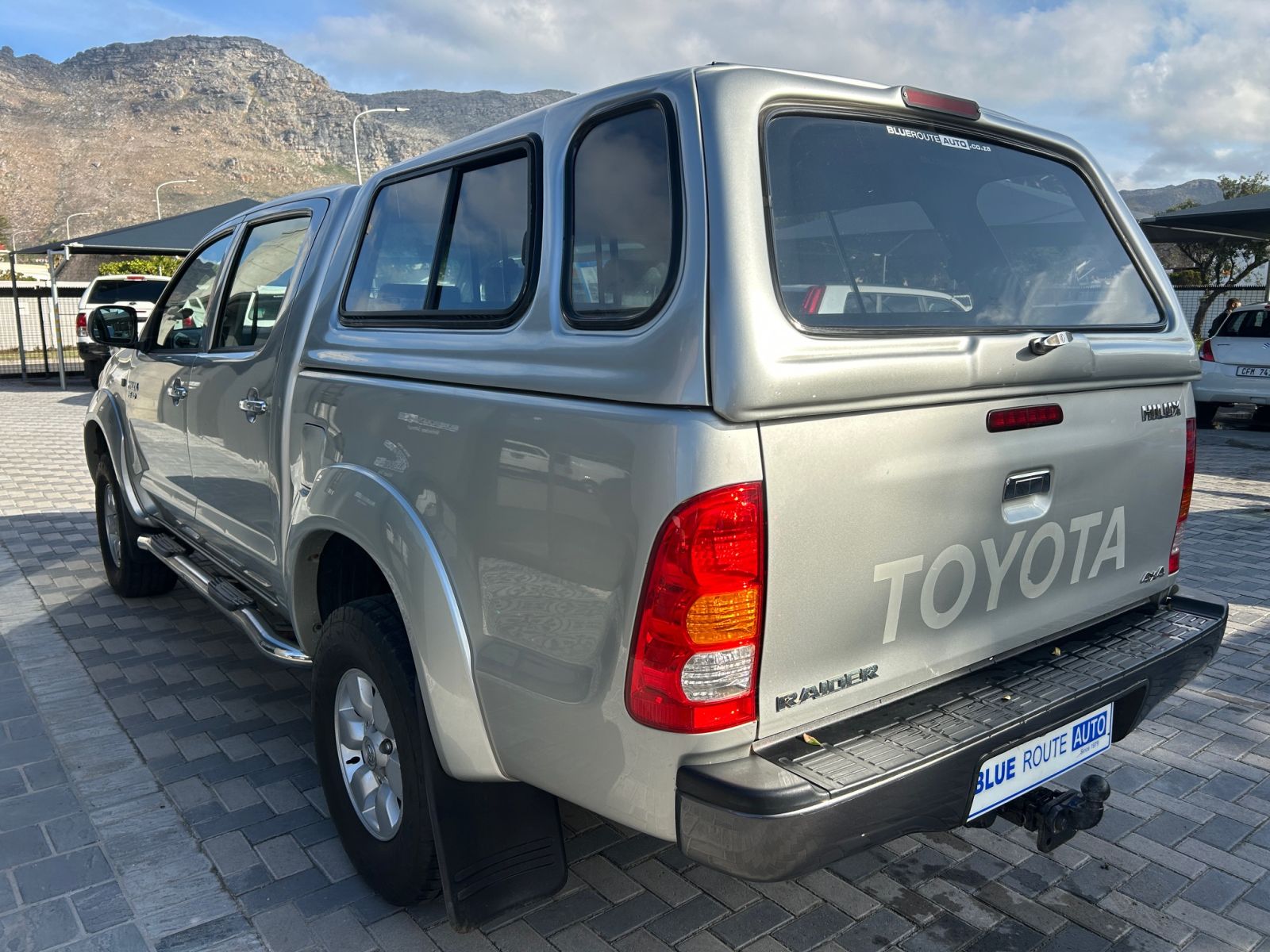 2007 TOYOTA HILUX 2016 ON HILUX 4.0 V6 RAIDER 4X4 A/T P/U D/C