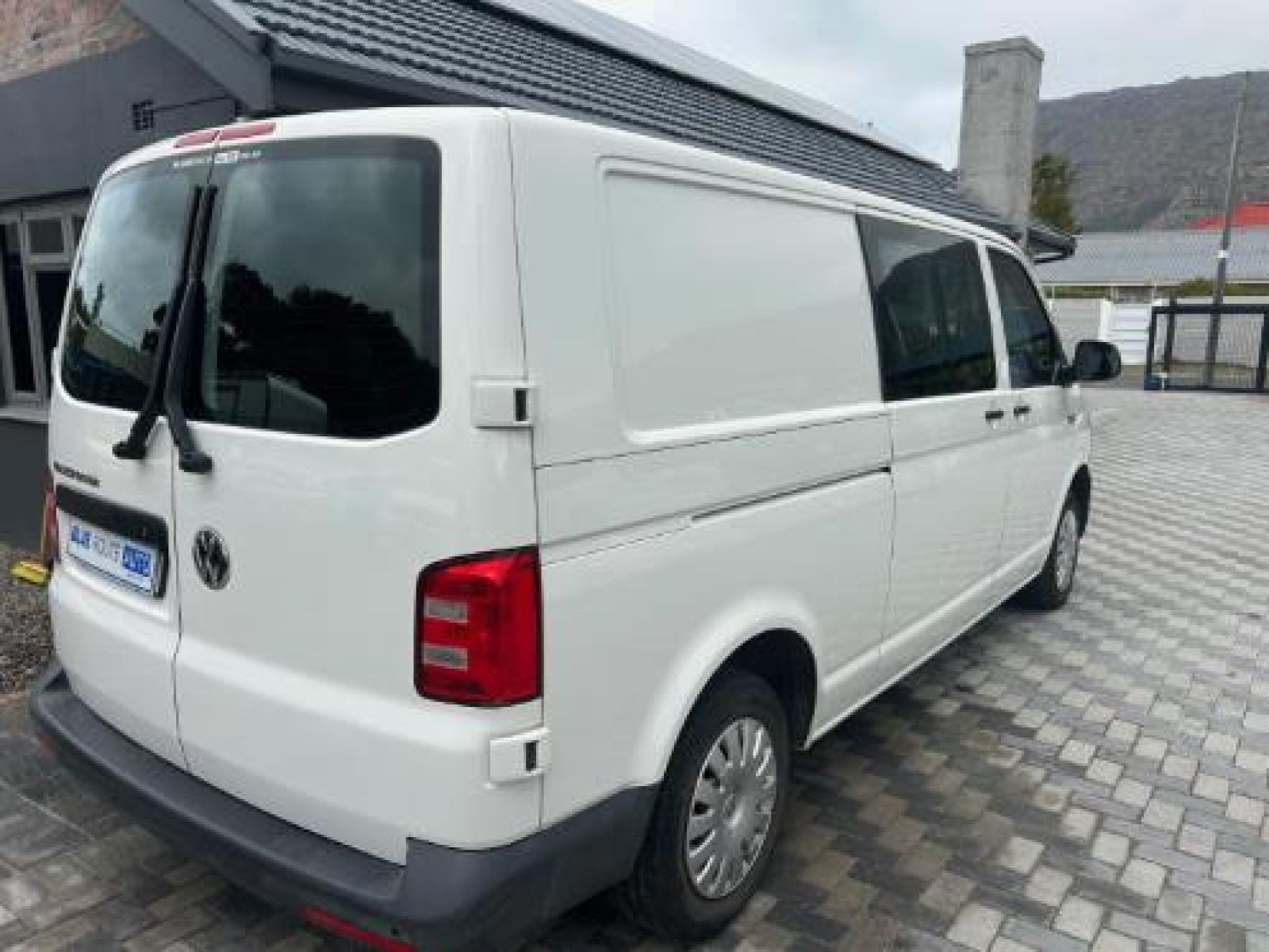 2019 VOLKSWAGEN T6 TRANSPORTER T6 C/BUS 2.0 TDi LWB 103KW DSG F/C P/V