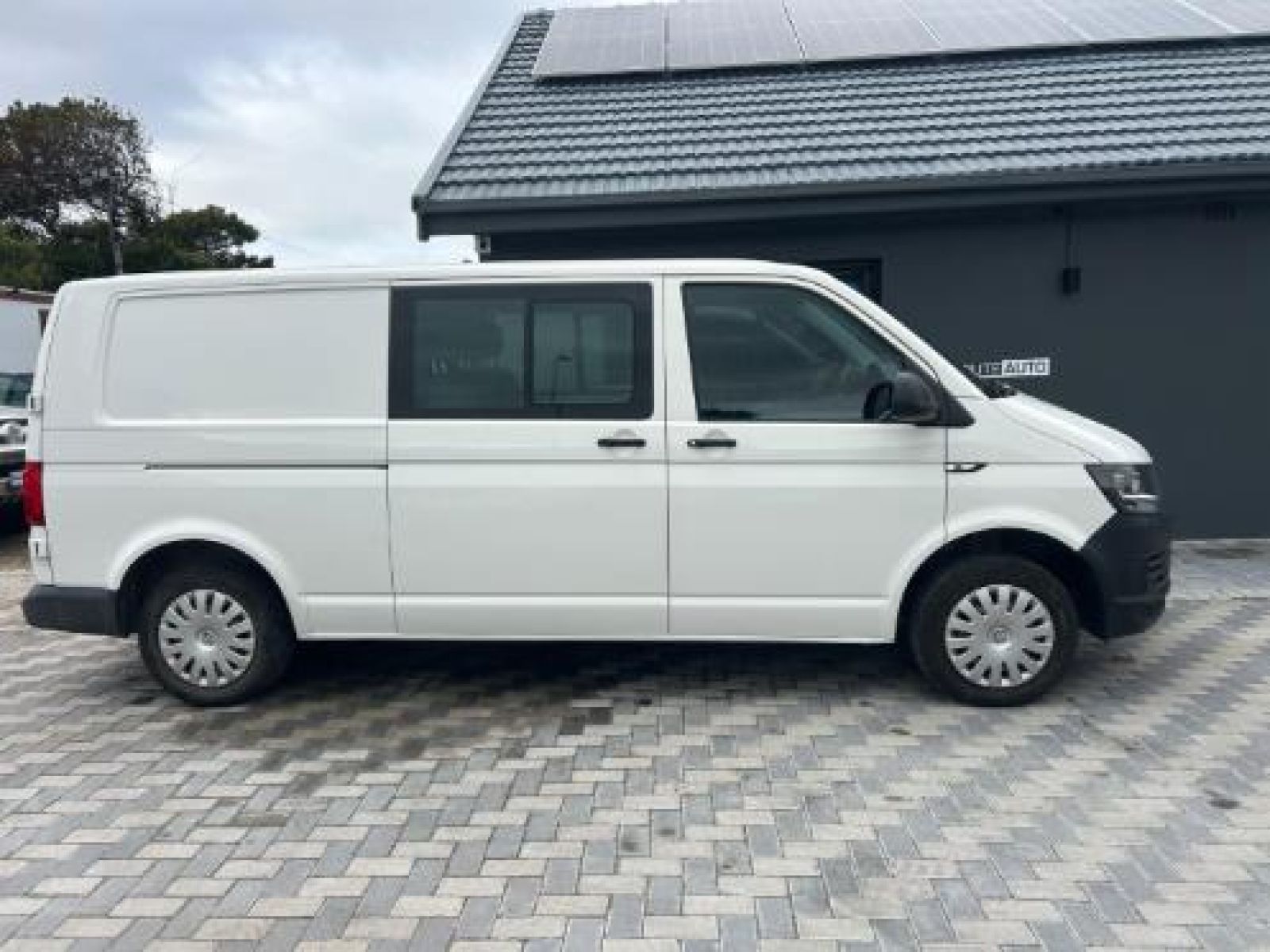 2019 VOLKSWAGEN T6 TRANSPORTER T6 C/BUS 2.0 TDi LWB 103KW DSG F/C P/V